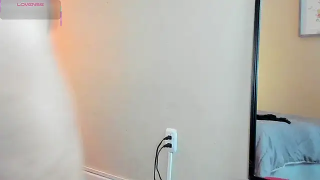 isabella milf  online show from 09.19.25