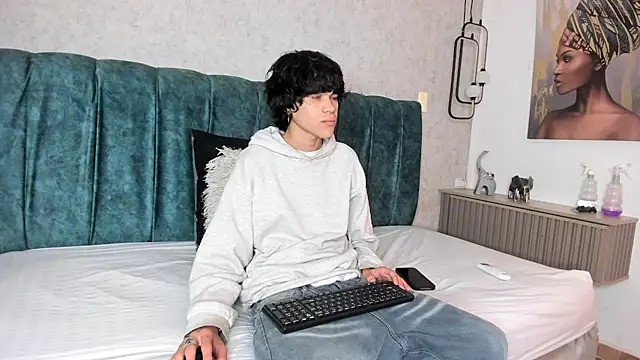 Diamond twink online show from 06.26.26
