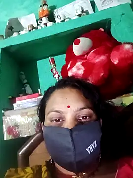 Snapshot of SHWETA1180 chatting on 02.18.26 SHWETA1180 online show from 02.18.26