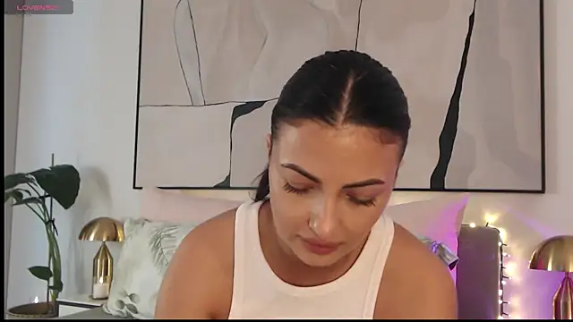 NicoleBrawn online show from 04.05.26