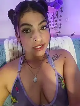 Fox Roxxan online show from 06.19.26
