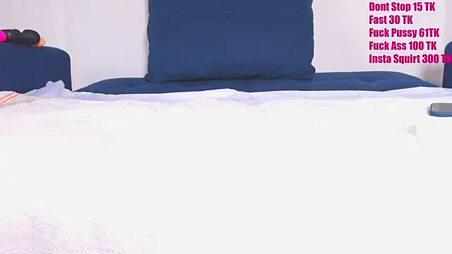 Snapshot of couplelove543 chatting on 10.09.25 couplelove543 online show from 10.09.25