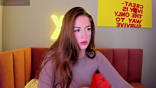 StacyWells online show from 09.14.25