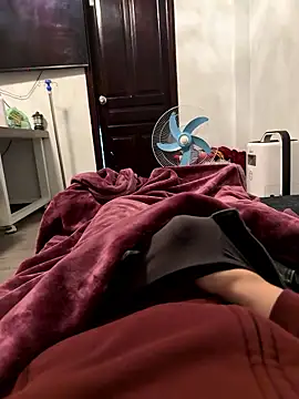 Snapshot of Tunphamdzai chatting on 01.11.26 Tunphamdzai online show from 01.11.26