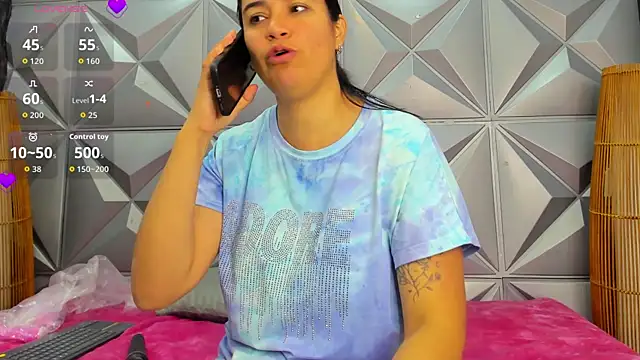 GreciaFox1 online show from 11.20.25