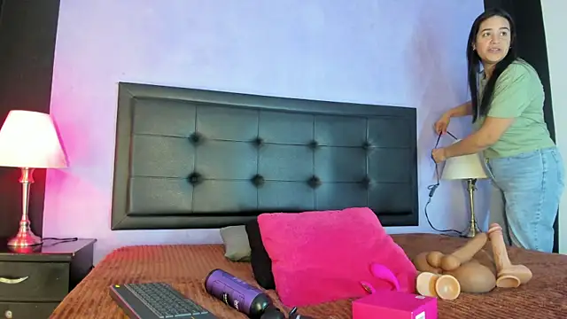 GreciaFox1 online show from 03.28.26