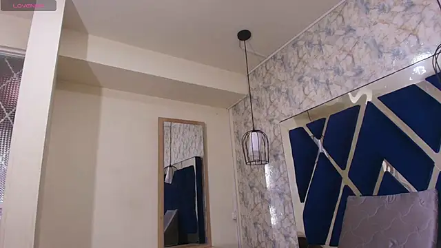 Luciifeer  online show from 11.28.25