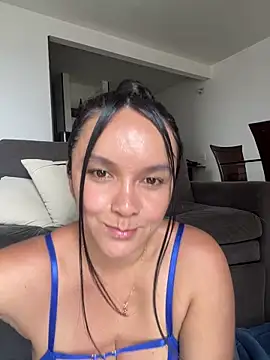 Snapshot of Nova_Gabriela chatting on 10.27.25 Nova Gabriela online show from 10.27.25