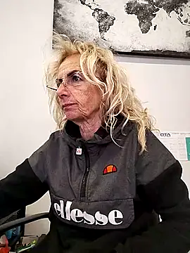 clarabell4 online show from 03.19.26