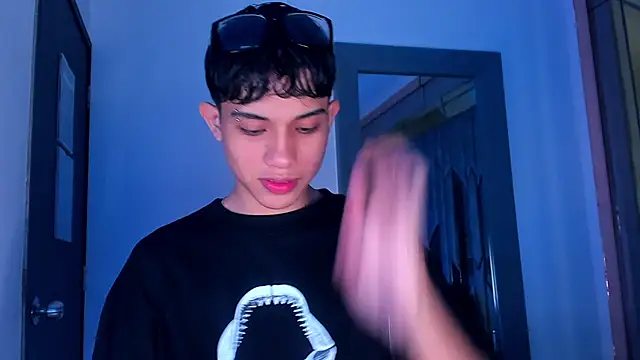 Sebax Young online show from 02.17.26