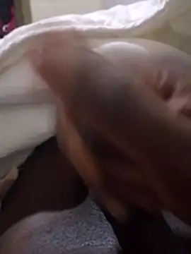 Snapshot of 92donis chatting on 10.22.25 92donis online show from 10.22.25