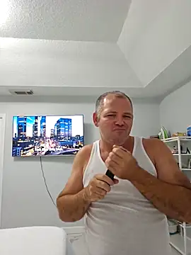 cubanitofeliz40 online show from 04.08.26