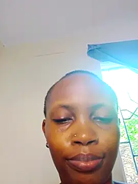 SeffieLucy online show from 04.02.26