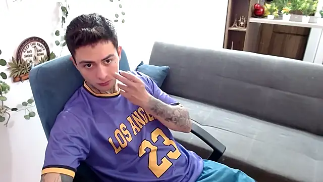 santii ss online show from 04.08.26