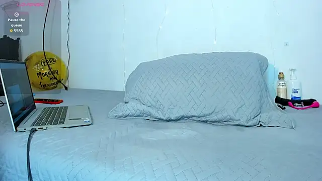 Snapshot of hot_boy_04 chatting on 10.31.25 hot boy 04 online show from 10.31.25