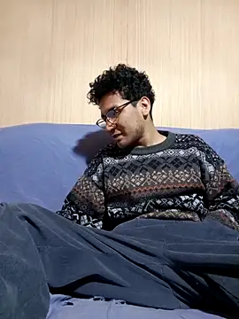 Snapshot of LecheDeSoya666 chatting on 10.17.25 LecheDeSoya666 online show from 10.17.25