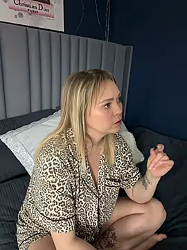 Snapshot of Star-36 chatting on 02.12.26 Star-36 online show from 02.12.26