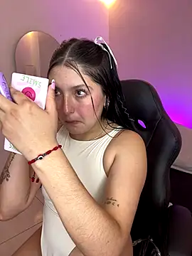 Celestee69 online show from 10.17.25