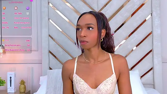 Agatha-Adams online show from 09.10.25