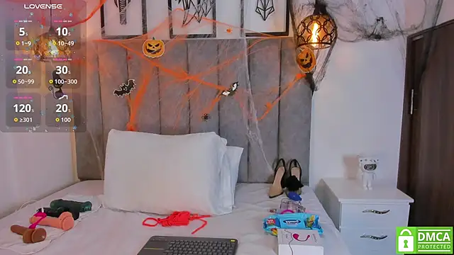 Gia Scott online show from 10.26.25