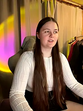 Snapshot of Cuty_Kitty chatting on 09.30.25 Cuty Kitty online show from 09.30.25