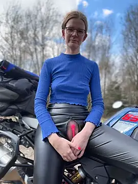 Bikergirl 97 online show from 03.23.26