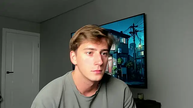 Snapshot of DaniHort chatting on 10.22.25 DaniHort online show from 10.22.25