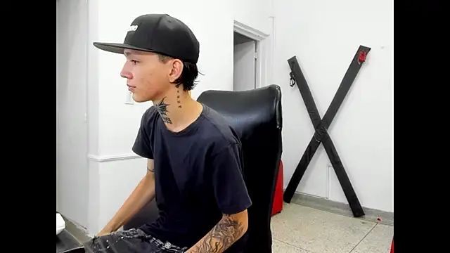 StraightBoy Nick online show from 05.06.26