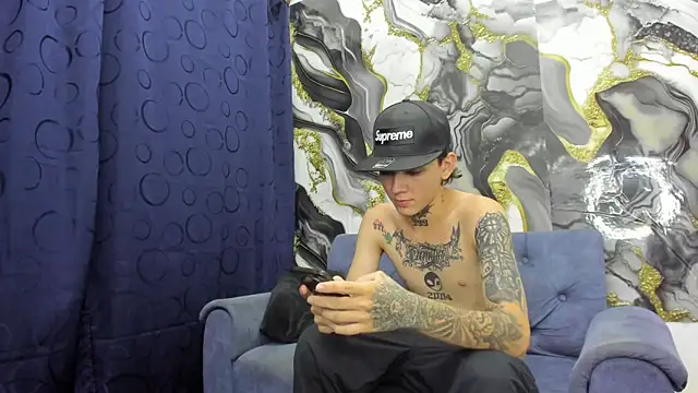 StraightBoy Nick online show from 05.29.26