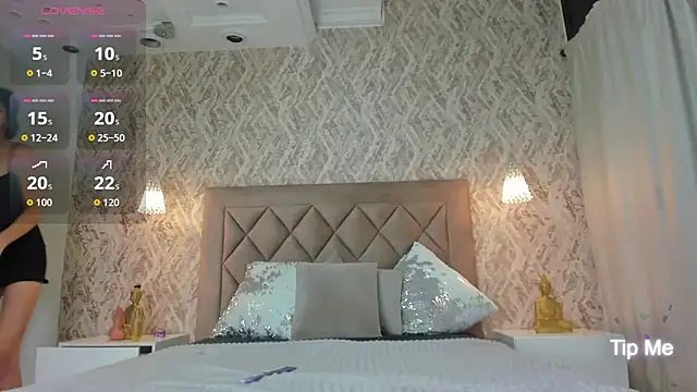 Snapshot of Lily_cooperr chatting on 11.09.25 Lily cooperr online show from 11.09.25