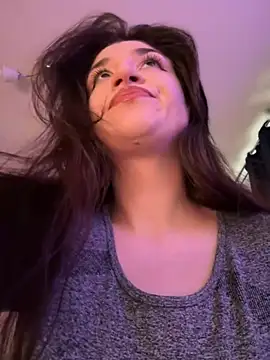 ScarletBloom  online show from 10.12.25