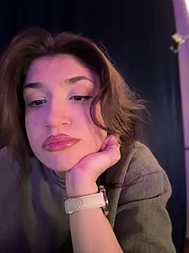 ScarletBloom  online show from 12.21.25