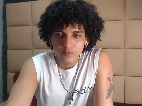 Xfire boy69 online show from 10.06.25