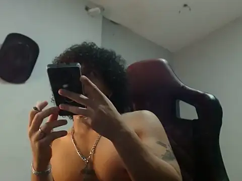 Xfire boy69 online show from 10.10.25