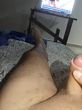 Snapshot of ScuffingBungalow chatting on 11.12.25 ScuffingBungalow online show from 11.12.25