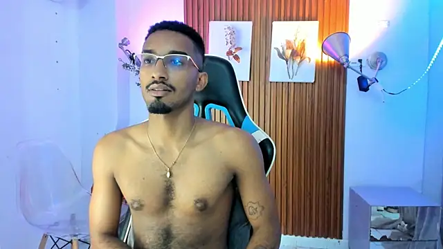 Darwin mayo online show from 10.08.25