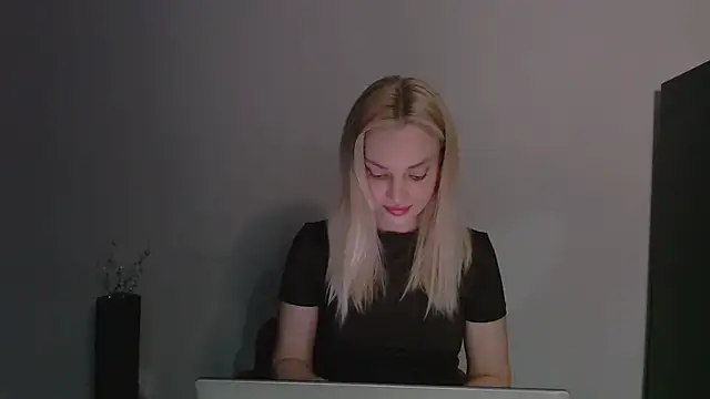 Lia noo regrets online show from 04.19.26