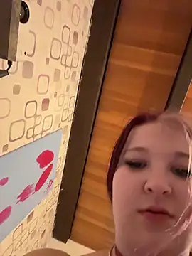 Snapshot of SweetTeenGirl chatting on 02.12.26 SweetTeenGirl online show from 02.12.26