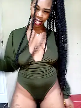 Snapshot of GoldSnowXxX chatting on 09.30.25 GoldSnowXxX online show from 09.30.25