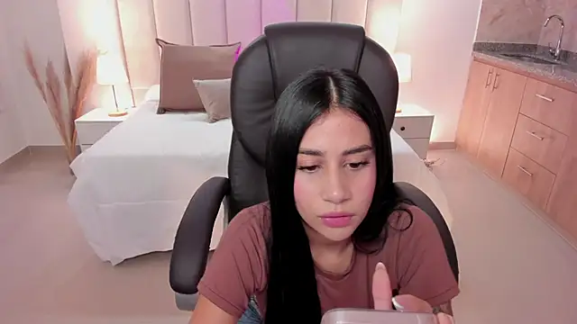 miranda crawfor online show from 10.09.25