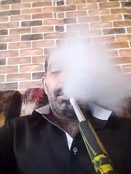 Snapshot of salimbasha chatting on 11.25.25 salimbasha online show from 11.25.25