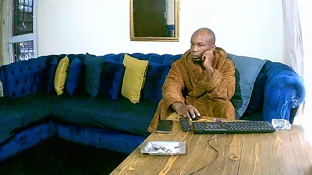 Snapshot of SHORTGUN_STALLION chatting on 11.16.25 SHORTGUN STALLION online show from 11.16.25