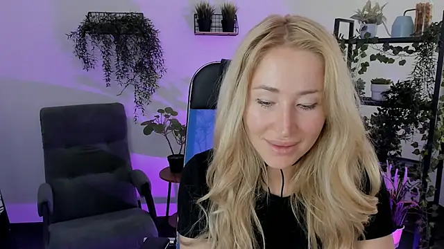 AstraMonroe online show from 04.09.26