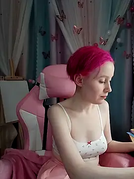 Fuzzy Unicorn online show from 11.17.25