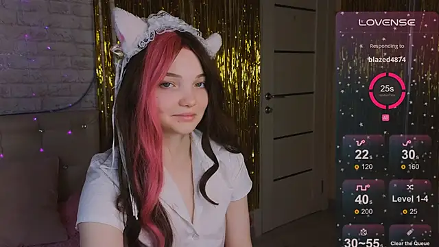 AnimeAlica18 online show from 12.04.25