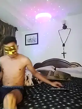 Snapshot of yenami chatting on 09.11.25 yenami online show from 09.11.25