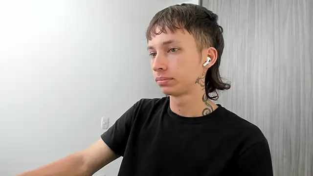 spacehumanz online show from 03.04.26