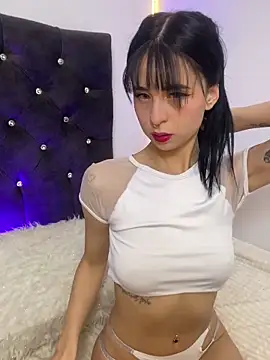 Lia  1 online show from 10.07.25