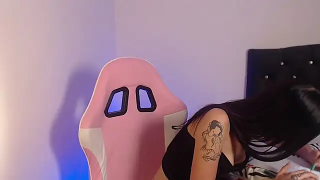 Snapshot of Lia__1 chatting on 02.27.26 Lia 1 online show from 02.27.26