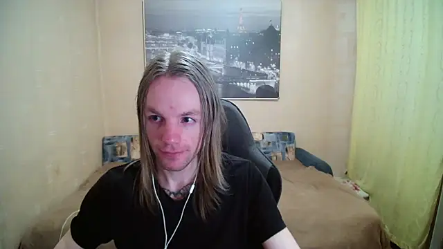 Snapshot of AdamDickens chatting on 03.30.26 AdamDickens online show from 03.30.26